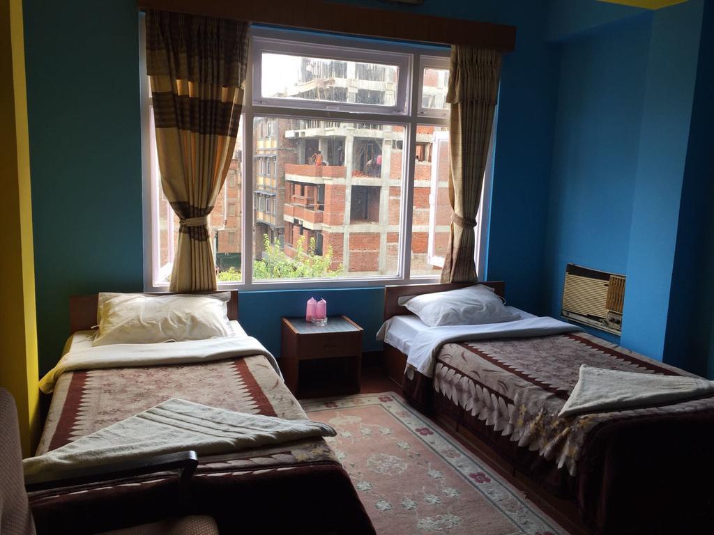 Hotel Discovery Inn Kathmandu Buitenkant foto