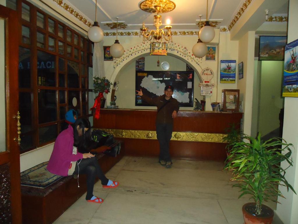 Hotel Discovery Inn Kathmandu Buitenkant foto